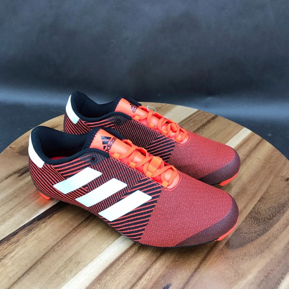 Adidas The Road Red Black Cycling Shoes Low Top Lace Up Youth Size 6.5